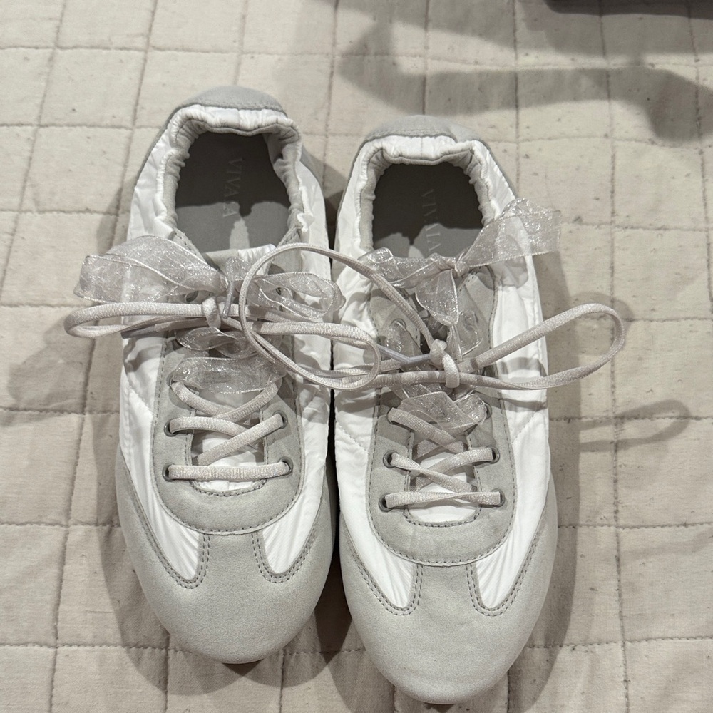 Vivaia Sneakers inspired Ballerina soft and comfy